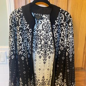 Icelandic Design Sweater- size XL
